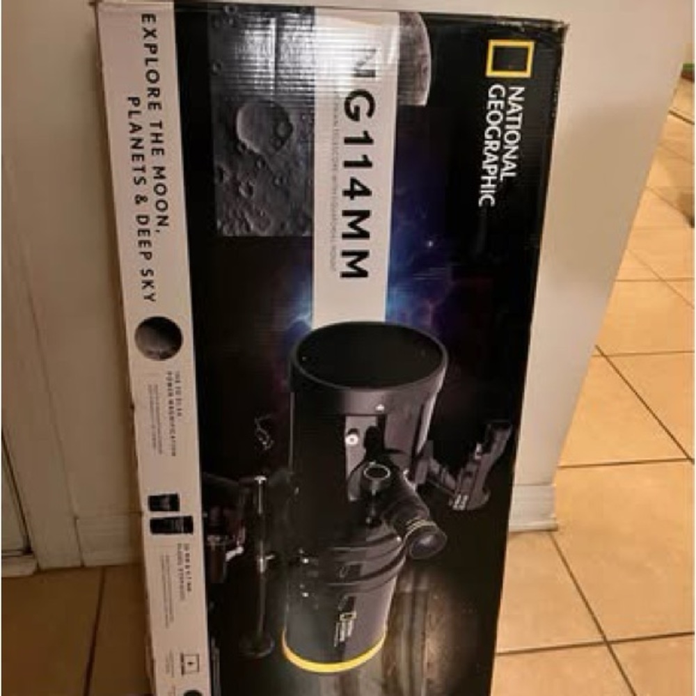 National Geographic Black Telescope for Celestial Exploration